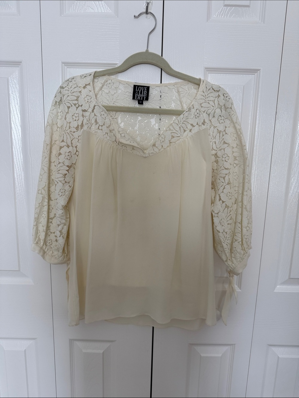 Cream Lace Sleeve Blouse